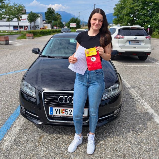 🤩 Praktische Prüfung 16.08.2023 - Teil 2 🤩 Herzliche Gratulation unseren neuen Führerscheinbesitzern, ihr habt die Prüfung mit Bravour gemeistert. Wir wünschen euch viel Spaß und allzeit gute Fahrt! #fahrschulesommer #fahrschule #villach #fahrschulevillach #führerschein #autoführerschein #motorradführerschein #praktischeprüfungbestanden #herzlichenglückwunsch #gutefahrt #sicherefahrt