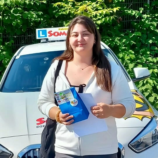 Prüfung gemeistert ✅ - ein riesiges BRAVO an unsere PKW-Prüflinge, die seit 02.07.2025 auf den Straßen in und rund um Villach unterwegs sind! Ihr habt Durchhaltevermögen, Nervenstärke und Können bewiesen. Wir wünschen euch eine gute & sichere Fahrt und bedanken uns für euer Vertrauen! #fahrschulesommer #fahrschulevillach #führerschein #führerscheinvillach #autoführerschein #praktischeprüfungbestanden #bravo #herzlichenglückwunsch #endlichmobil #allzeitgutefahrt
