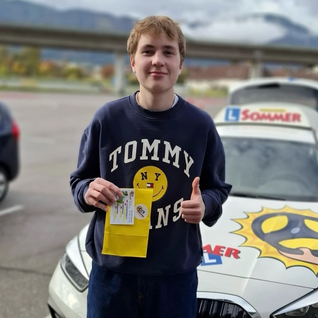 ⚠️ Praktische Prüfung 22.10.2025 - Teil 2 ⚠️ Wir gratulieren all unseren stolzen neuen Führerscheinbesitzern zur bestandenen Prüfung, super gemacht! Danke für euer Vertrauen in unsere Ausbildung und allzeit gute Fahrt. #fahrschulesommer #fahrschulevillach #führerschein #führerscheinvillach #praktischeprüfungbestanden #top #allzeitgutefahrt