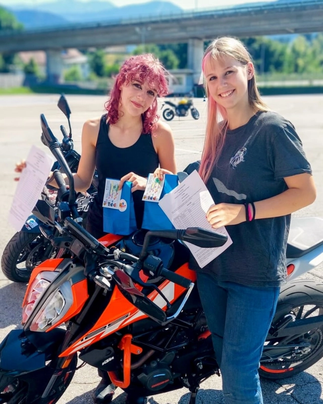 ⚠️🏍️ Praktische Motorrad-Prüfung 29.07.2026 & 12.08.2026 🏍️⚠️ 

Wir gratulieren all unseren neuen Bikern zum wohl verdienten Führerschein, ihr habt die Prüfung gerockt! Danke für euer Vertrauen in unsere Ausbildung und allzeit gute Fahrt. #fahrschulesommer #fahrschulevillach #führerscheinvillach #praktischeprüfungbestanden #allzeitgutefahrt